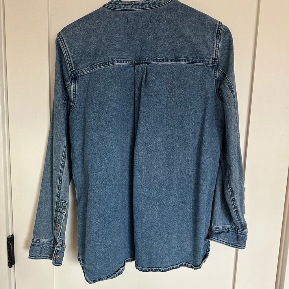 Madewell Blue Denim Button-Up Shirt, size Medium - Picture 2 of 3